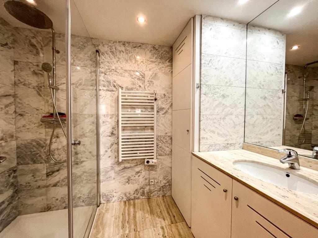 Апартаменты Loft Cort Reial Atico In The Heart Of The Old Town Жирона Экстерьер фото