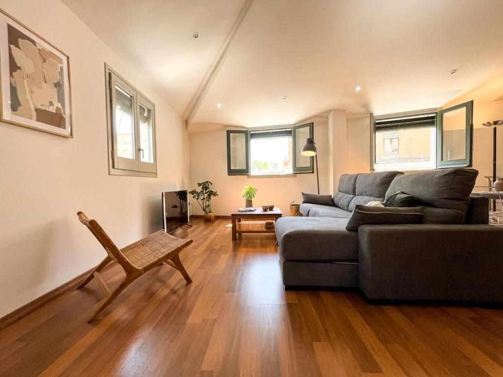 Апартаменты Loft Cort Reial Atico In The Heart Of The Old Town Жирона Экстерьер фото